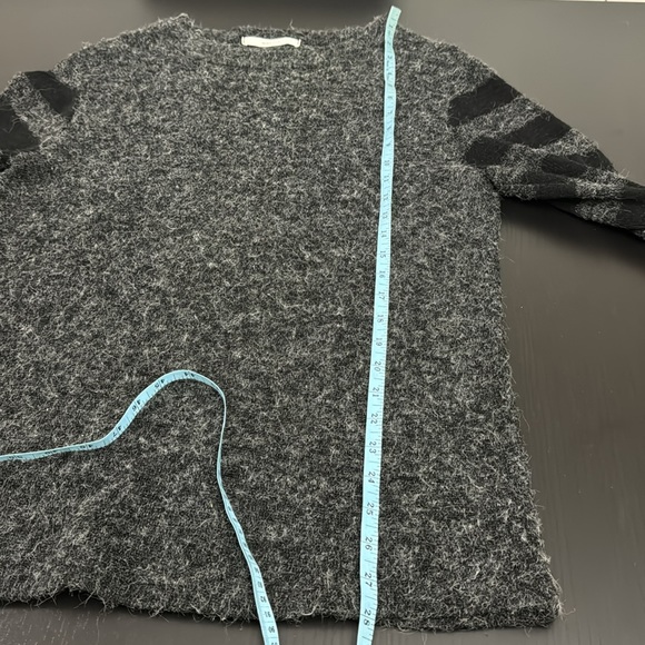 Black and gray Korean faux mohair sweater - Picture 5 of 8